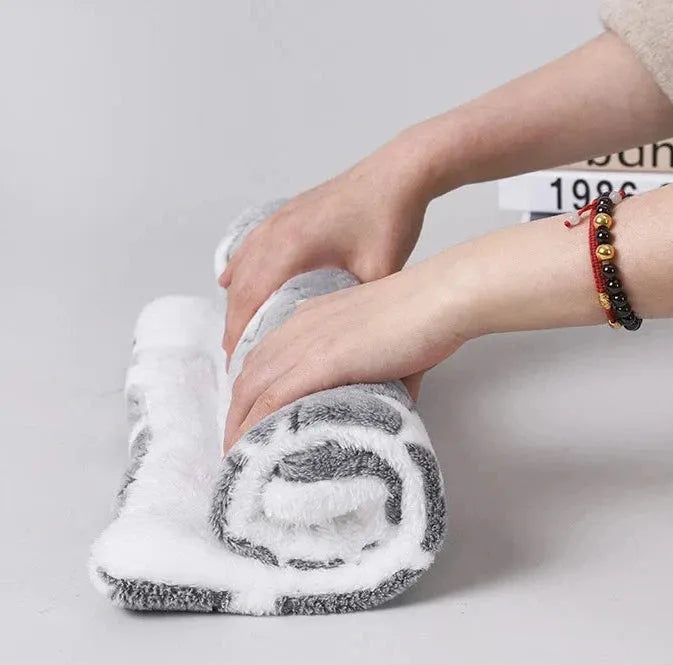 Coussin chat enrouler