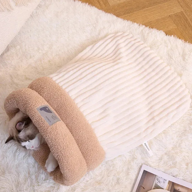 panier chat chaussette blanc